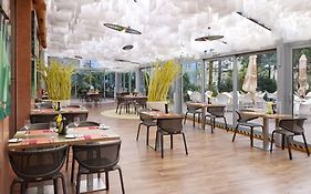 Holiday Inn Prague